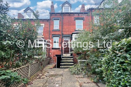 3 Bedroom Mid Terraced House for rent in St. Anns Mount - Photo 5