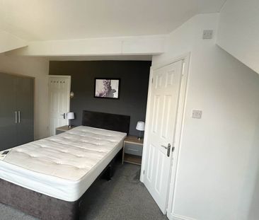 Landseer Grove (room 4), Bramley, Leeds - Photo 5