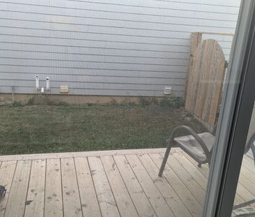 For Lease - 1395 Lawson Road, London North, Ontario - Photo 1