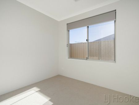 Near new seaside home - Photo 3