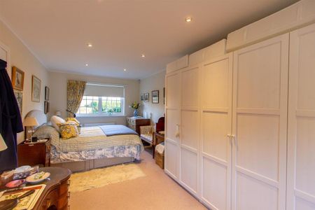 2 bedroom detached bungalow to rent - Photo 3