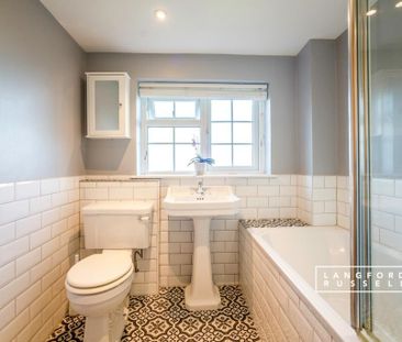 2 bedroom end of terrace house to rent - Photo 3