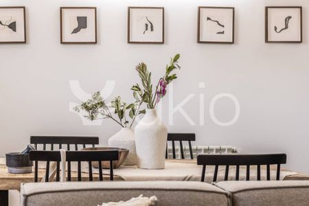 2 room luxury Apartment for rent in Madrid, Spain - Photo 2