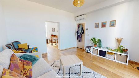 LIÈGE – Appartement duplex rénové, 2 chambres - Loyer: 880,00 € / mois - Foto 2