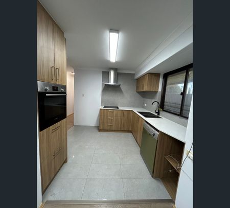 61A Mallard Way, Cannington, WA 6107 - Photo 2
