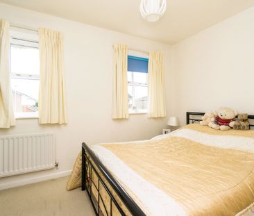 2 bedroom house to rent Hilbre Drive, Ellesmere Port, CH65 - Photo 3