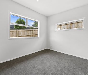 16 Bull Avenue, Wainuiomata - Photo 4
