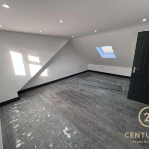 West Drayton, UB7 - Photo 3