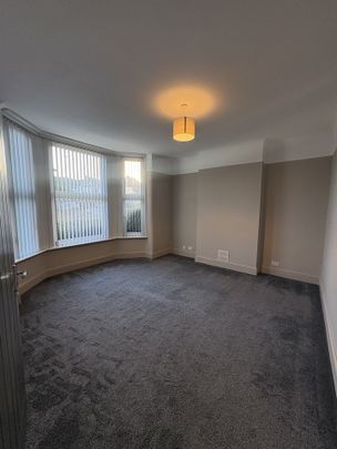 4 Bed Semi-Detached House, Woodchurch Lane, CH42 - Photo 1