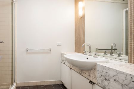 409/360 St Kilda Road, Melbourne VIC 3004 - Apartment For Rent | Domain - Photo 4