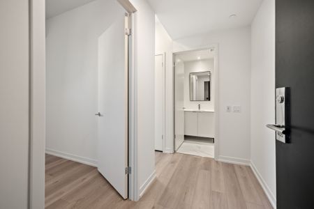 For Lease - 863 St. Clair Avenue Unit# 405, Toronto, Ontario - Photo 2