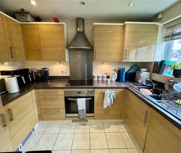 2 bedroom terraced house to rent - Photo 2