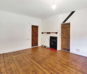 A charming and well-presented period cottage. - Photo 2