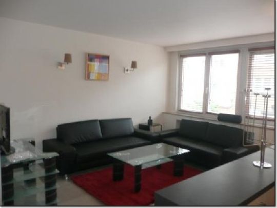 WOLUWE ST. LAMBERT : APPARTEMENT MEUBLE 2 CHAMBRES - Woluwé-saint-lambert - Foto 1