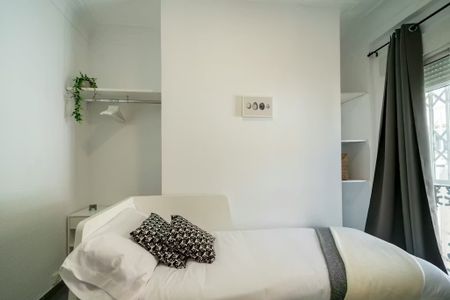 Carrer Pizarro, Valencia, Valencian Community 46004 - Photo 3