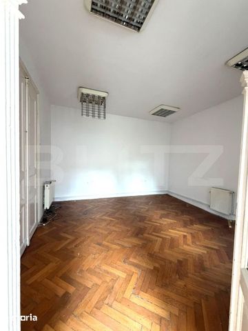 Casa in cetrul orasului pentru muncitori, zona Memorandumului - Photo 4
