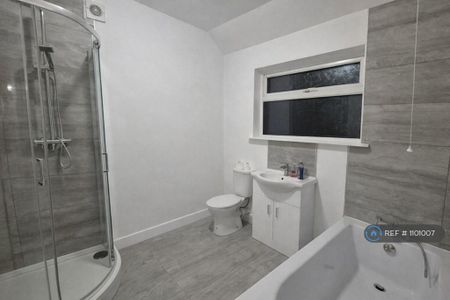 3 bedroom bungalow to rent - Photo 2