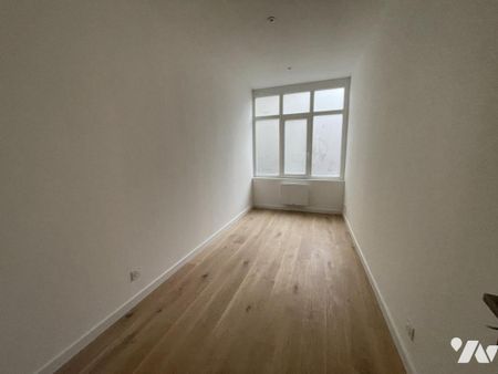 Place D'armes Beau T3 entièrement rénové - Photo 3