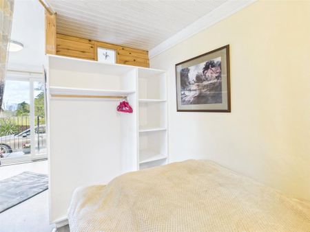 1 bedroom semi-detached house to rent - Photo 3