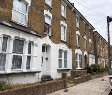 1 Bedroom Flat To Let - Photo 2