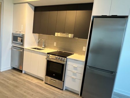 For Lease - 5105 Hurontario Street Unit# 1507, Mississauga, Ontario - Photo 3