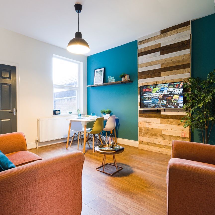 Hugh Road Room 5 - Photo 1