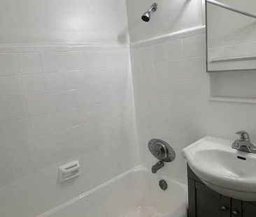 For Lease - 2 Newholm Road Unit# 307, Toronto, Ontario - Photo 2