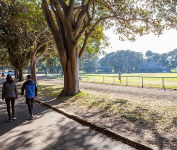 Furnished One Bedroom Apartment Located in the Heart of Kensington - Photo 1