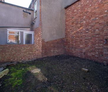 2 bedroom terraced house to rent - Photo 6
