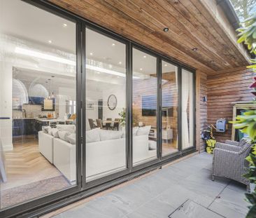 3 bedroom terraced house to rent - Photo 6