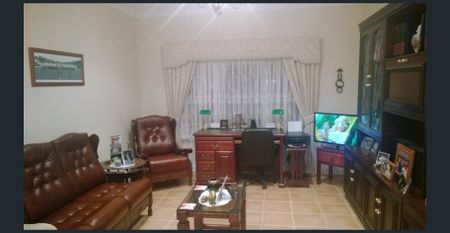 Delightful, well appointed accommodation set in a picturesque and quiet country estate (see photos) - Photo 2