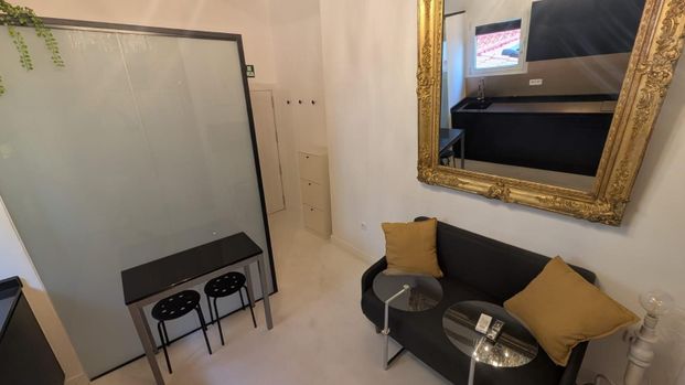 Apartamento de alquiler en Calle Palma, Universidad - Malasaña - Photo 1