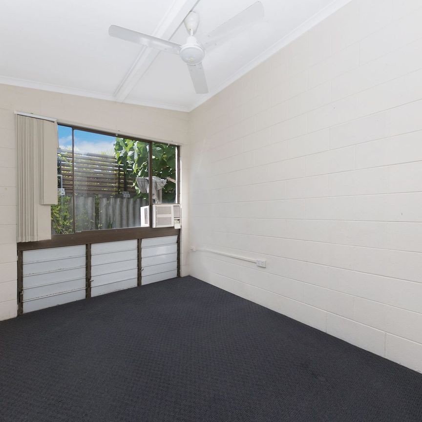 Unit 3/55 Cook Street, North Ward. - Photo 1