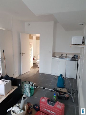 Location Appartement ROUEN - Photo 2