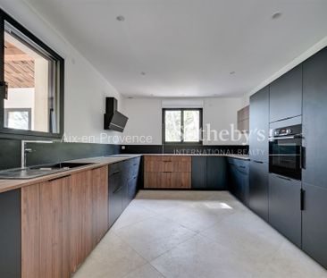 Maison • Aix-en-Provence - Photo 4