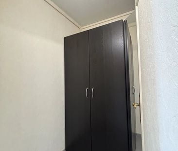 Location Appartement 2 pièces 53m² MARSEILLE 10ème - Photo 4