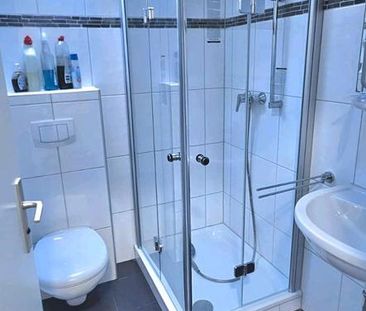 Dachgeschosswohnung 38 qm für Studenten/Singles - Photo 1