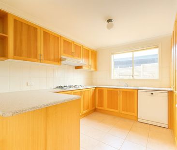 9 Diston Court, Pakenham, Vic 3810 - Photo 1