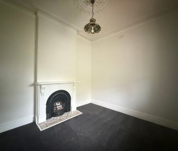 39 Rose Street, Armadale VIC 3143 - House For Rent | Domain - Photo 2