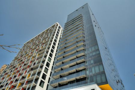 Apartment for rent, Montréal (Ville-Marie) - Photo 3