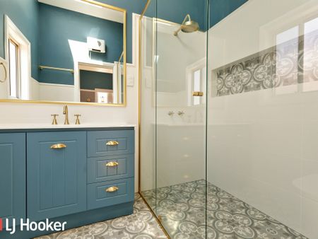 Stunning Fully Renovated 3-Bedroom Home for Rent! - Photo 5