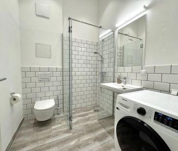 Perfekte Singlewohnung mit großzügiger Terrasse - 3,5 Hohe Decken! ... - Foto 5