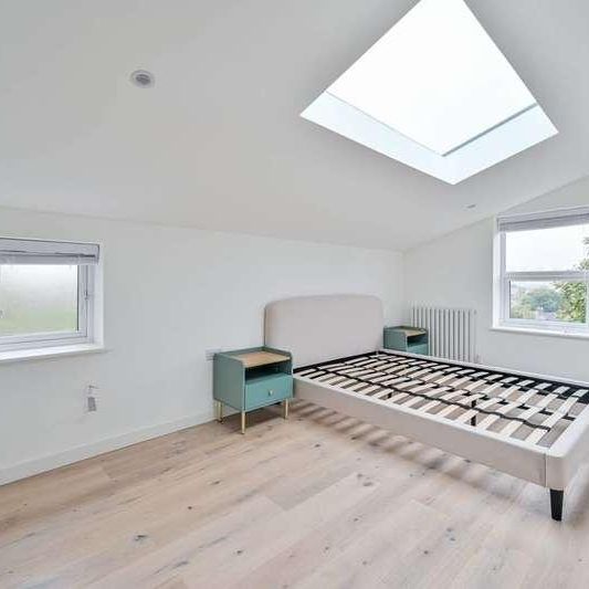 Charlton Road, Blackheath, SE3 - Photo 1