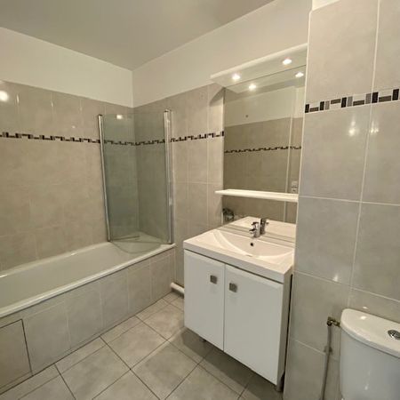Location appartement 3 pièces, 46.99m², Ozoir-la-Ferrière - Photo 3