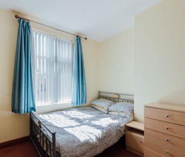 5 bedroom house to rent - Photo 2