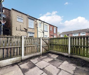 Milnrow Road, Shaw - Photo 5