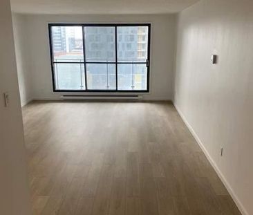 Appartement à louer – Portdemer 99-101 Place Charles-Lemoyne - Photo 1