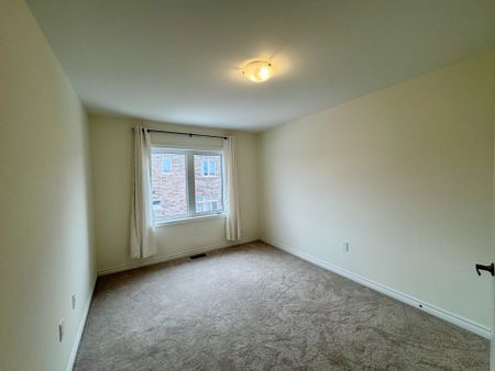 For Lease - 23 Bowline Vista N/A, East Gwillimbury, Ontario - Photo 4