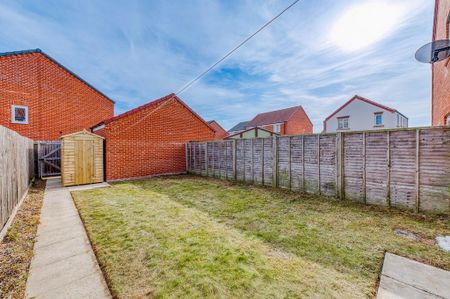 3 bedroom terraced house to rent - Photo 5