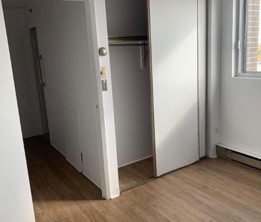 1 CH - 1 SDB - Montréal - $1,395 /mo - Photo 2